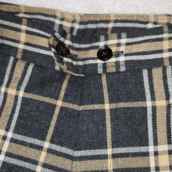 Express Pants - Picture 2 of 3